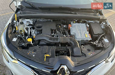 Внедорожник / Кроссовер Renault Captur 2020 в 