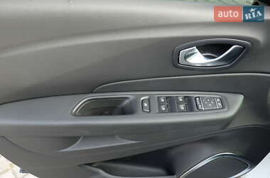 Внедорожник / Кроссовер Renault Captur 2019 в 