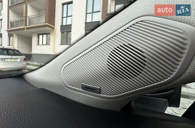 Внедорожник / Кроссовер Renault Captur 2020 в 
