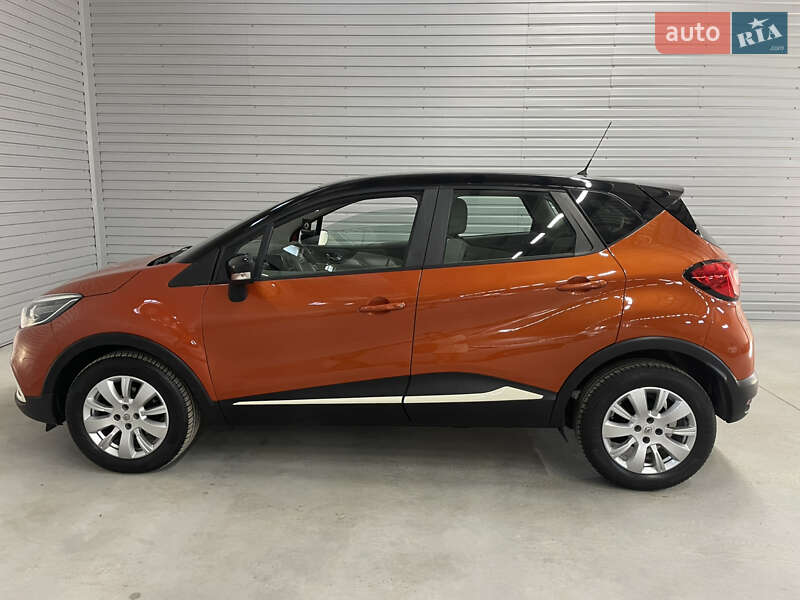 Внедорожник / Кроссовер Renault Captur 2016 в Стрые