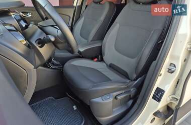 Внедорожник / Кроссовер Renault Captur 2015 в 