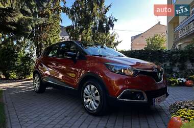 Внедорожник / Кроссовер Renault Captur 2016 в Львове