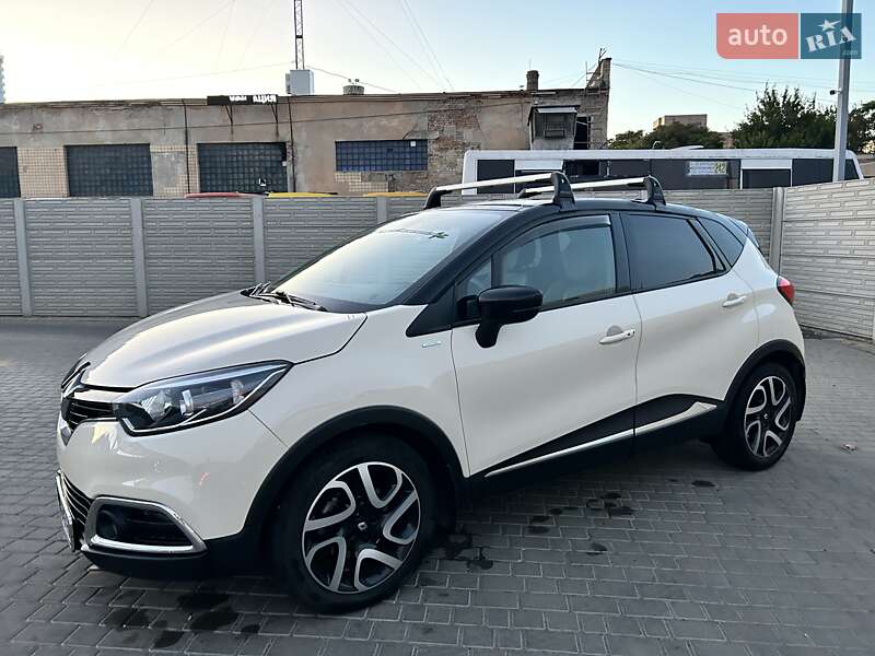 Внедорожник / Кроссовер Renault Captur 2015 в Одессе