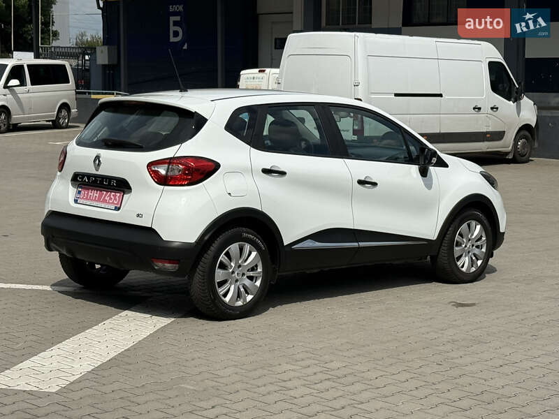 Позашляховик / Кросовер Renault Captur 2015 в Рівному фото 7 Позашляховик / Кросовер Renault Captur 2015 в Рівному