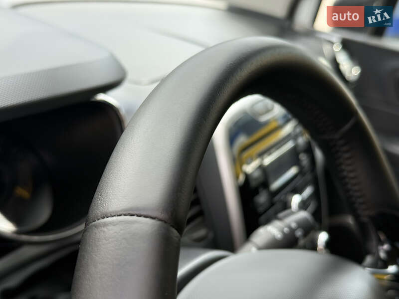 Позашляховик / Кросовер Renault Captur 2015 в Рівному фото 27 Позашляховик / Кросовер Renault Captur 2015 в Рівному
