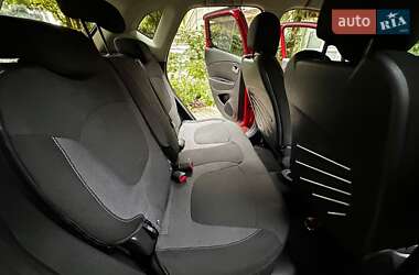 Внедорожник / Кроссовер Renault Captur 2016 в 