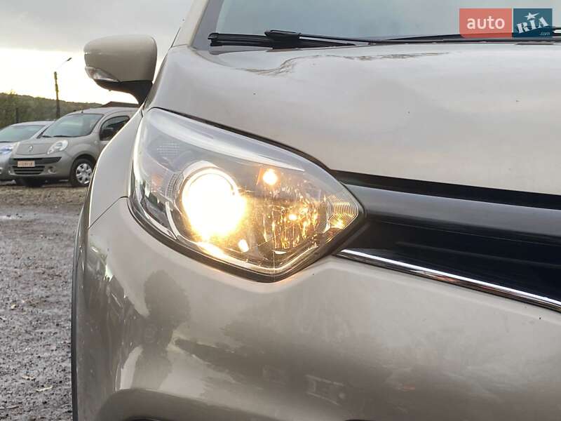 Внедорожник / Кроссовер Renault Captur 2014 в Ивано-Франковске