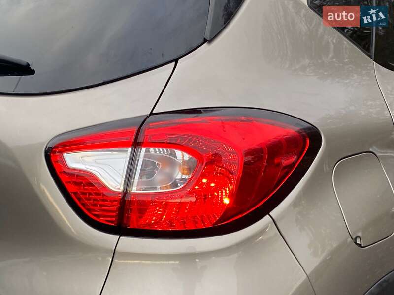 Внедорожник / Кроссовер Renault Captur 2014 в Ивано-Франковске