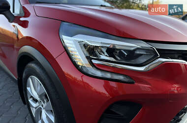 Внедорожник / Кроссовер Renault Captur 2021 в 