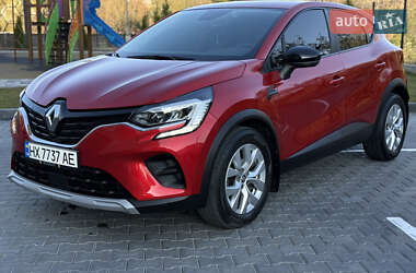Внедорожник / Кроссовер Renault Captur 2021 в 