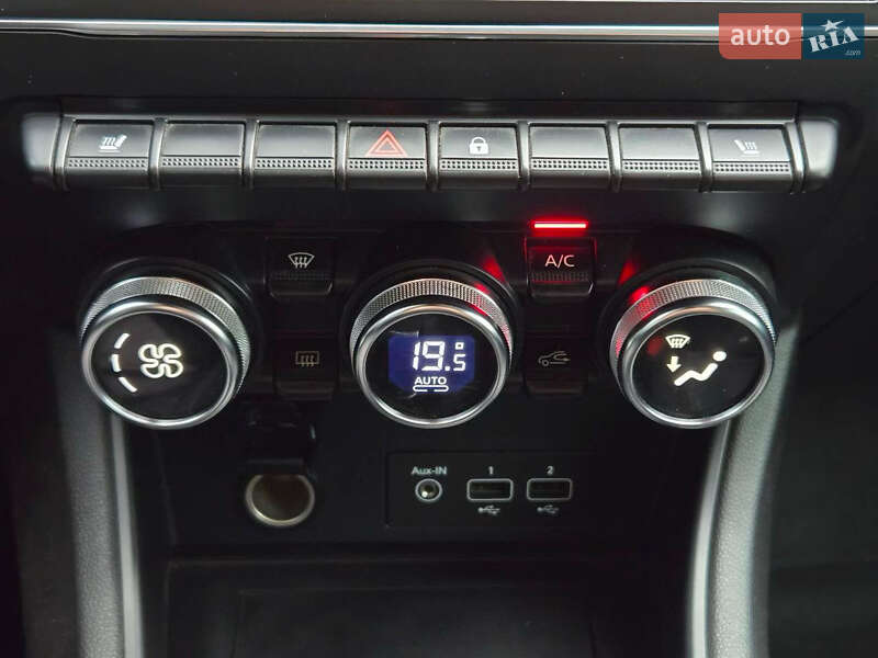 Позашляховик / Кросовер Renault Captur 2021 в Києві