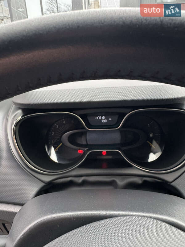 Позашляховик / Кросовер Renault Captur 2014 в Прилуках фото 13 Позашляховик / Кросовер Renault Captur 2014 в Прилуках