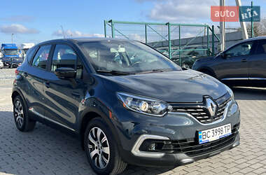 Позашляховик / Кросовер Renault Captur 2018 в Лопатині