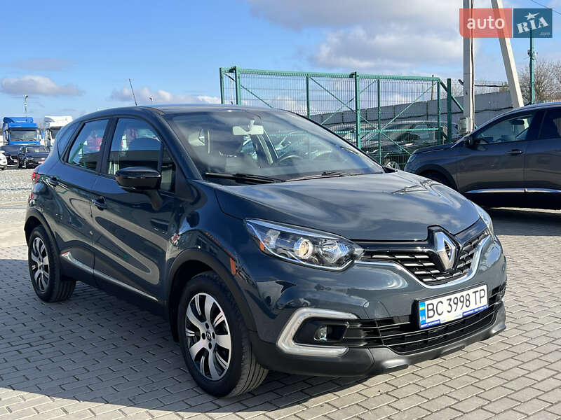 Внедорожник / Кроссовер Renault Captur 2018 в Лопатине