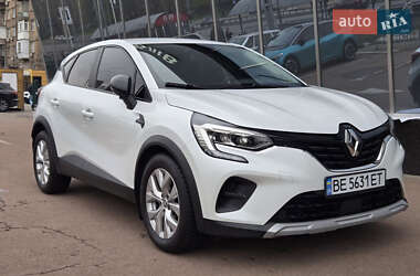 Внедорожник / Кроссовер Renault Captur 2021 в Киеве