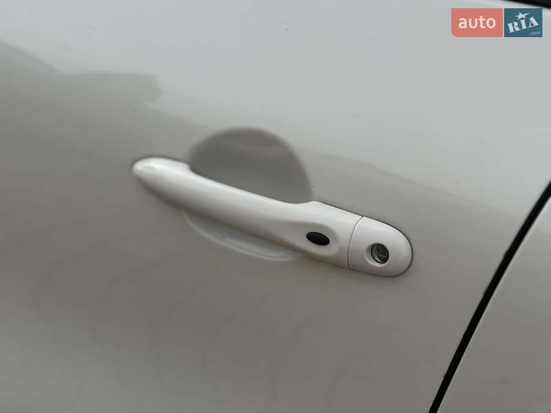 Позашляховик / Кросовер Renault Captur 2016 в Одесі фото 19 Позашляховик / Кросовер Renault Captur 2016 в Одесі