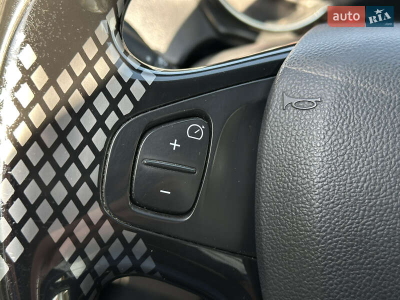 Позашляховик / Кросовер Renault Captur 2016 в Одесі фото 50 Позашляховик / Кросовер Renault Captur 2016 в Одесі