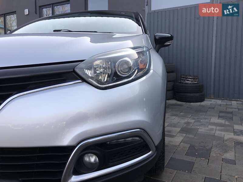 Позашляховик / Кросовер Renault Captur 2016 в Івано-Франківську