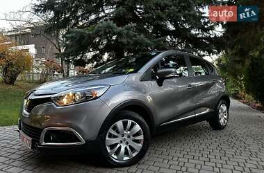 Позашляховик / Кросовер Renault Captur 2015 в Львові
