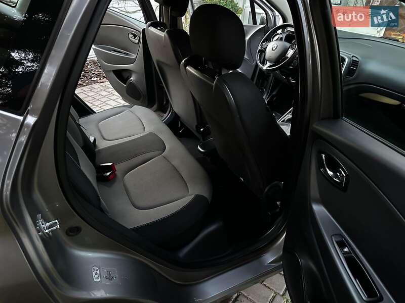 Внедорожник / Кроссовер Renault Captur 2015 в Львове