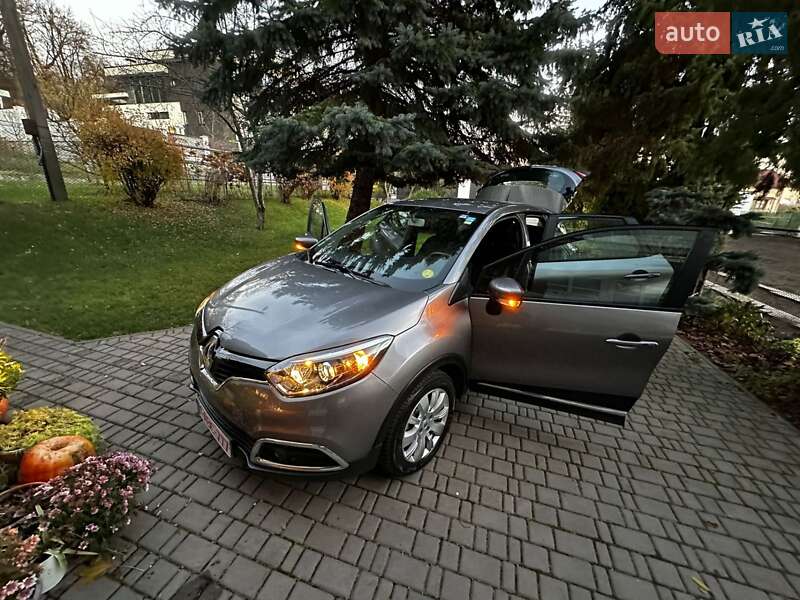 Внедорожник / Кроссовер Renault Captur 2015 в Львове