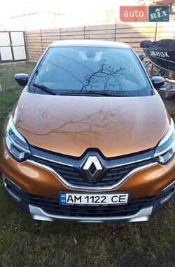 Внедорожник / Кроссовер Renault Captur 2017 в Киеве