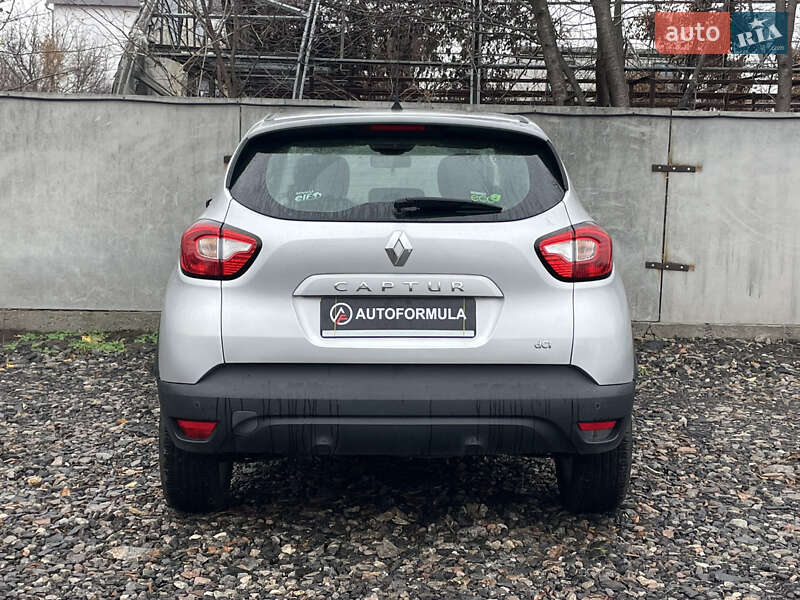 Позашляховик / Кросовер Renault Captur 2014 в Києві