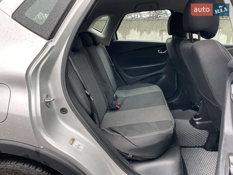 Позашляховик / Кросовер Renault Captur 2014 в Києві