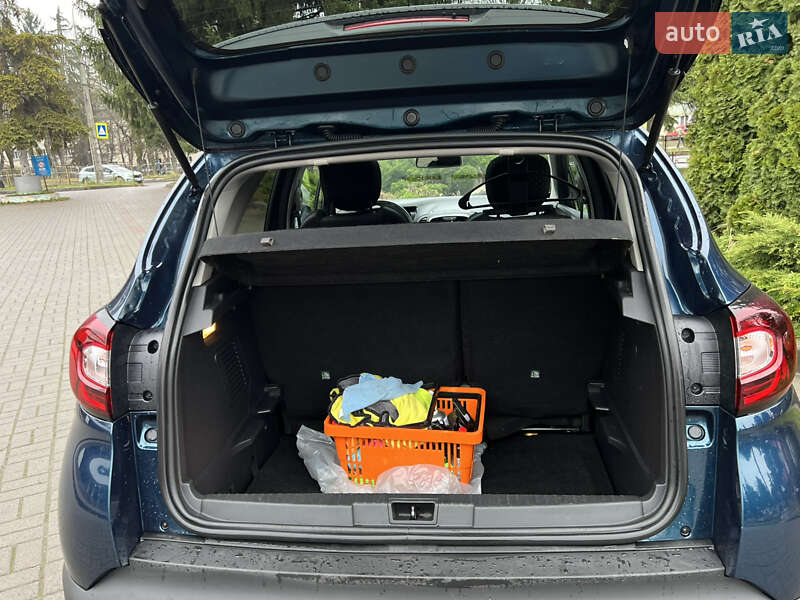 Внедорожник / Кроссовер Renault Captur 2019 в Тернополе