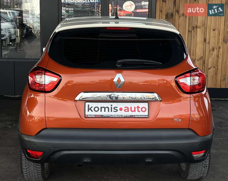 Позашляховик / Кросовер Renault Captur 2014 в Вінниці
