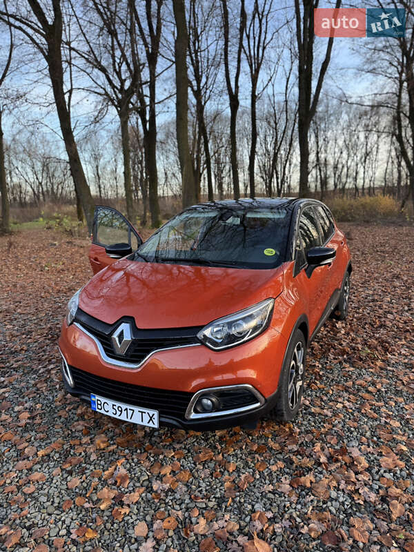Позашляховик / Кросовер Renault Captur 2015 в Самборі