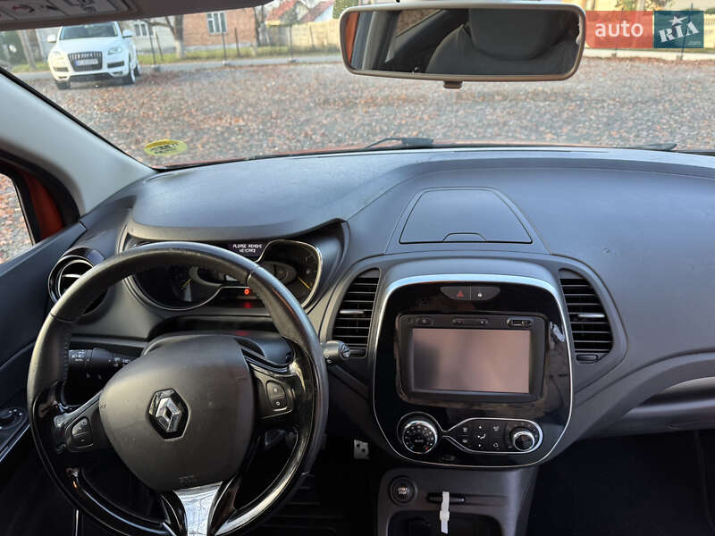 Позашляховик / Кросовер Renault Captur 2015 в Самборі