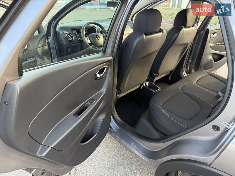 Внедорожник / Кроссовер Renault Captur 2020 в Днепре