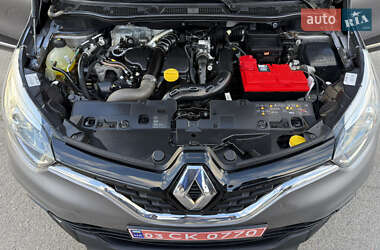 Внедорожник / Кроссовер Renault Captur 2020 в Днепре