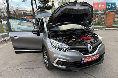 Внедорожник / Кроссовер Renault Captur 2020 в Днепре