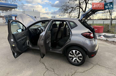 Внедорожник / Кроссовер Renault Captur 2020 в Днепре