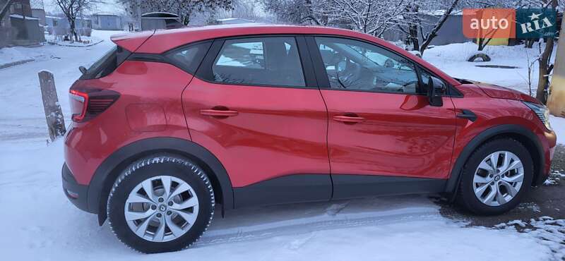 Внедорожник / Кроссовер Renault Captur 2021 в Кропивницком
