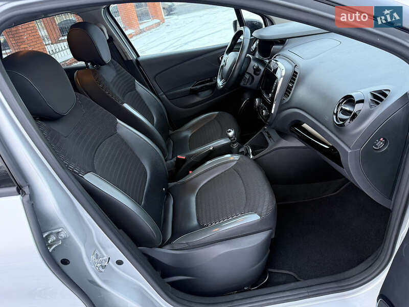 Внедорожник / Кроссовер Renault Captur 2016 в Днепре