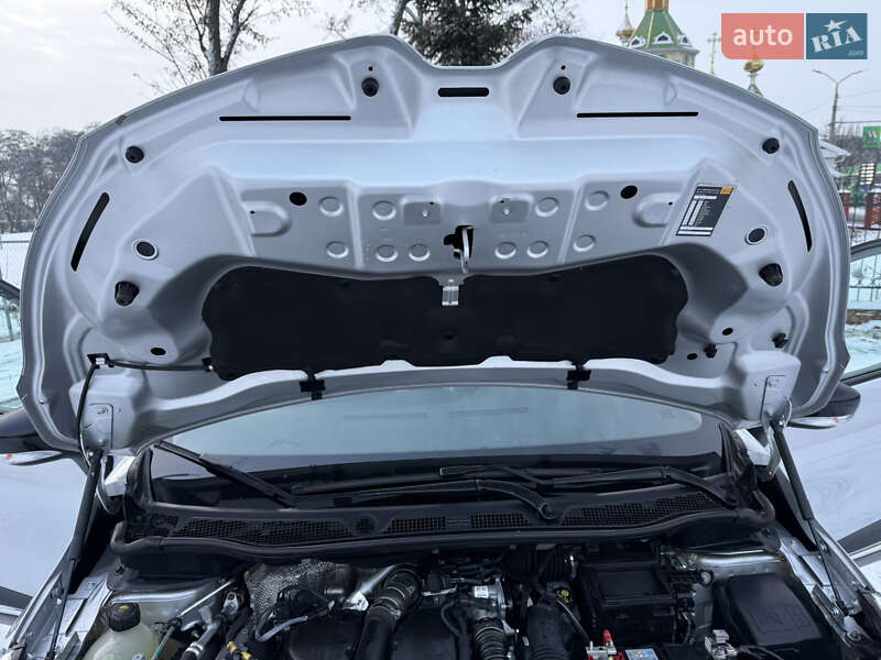 Внедорожник / Кроссовер Renault Captur 2016 в Днепре