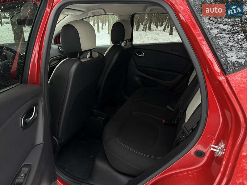 Внедорожник / Кроссовер Renault Captur 2017 в Чернигове