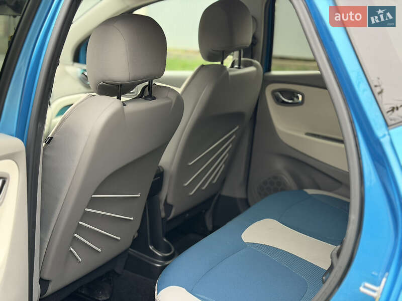 Позашляховик / Кросовер Renault Captur 2016 в Києві