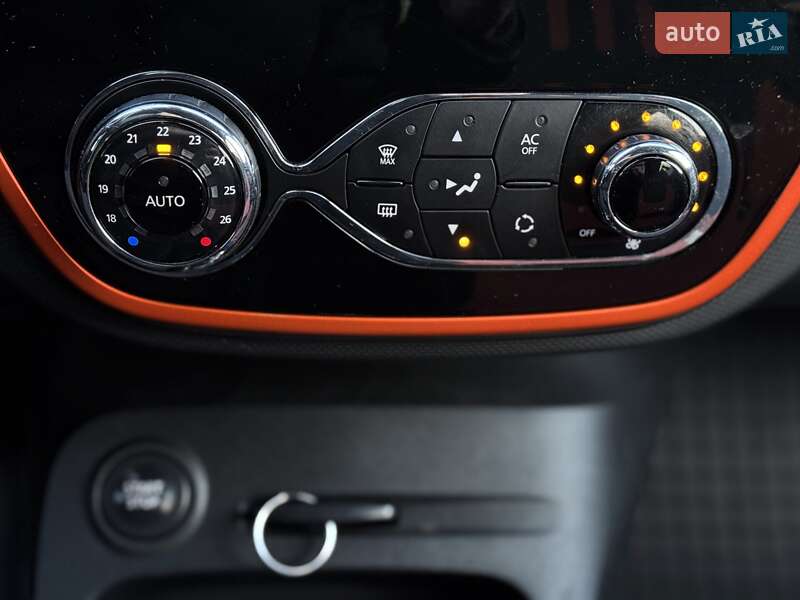 Позашляховик / Кросовер Renault Captur 2013 в Дніпрі