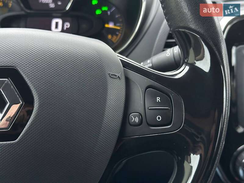 Позашляховик / Кросовер Renault Captur 2016 в Києві