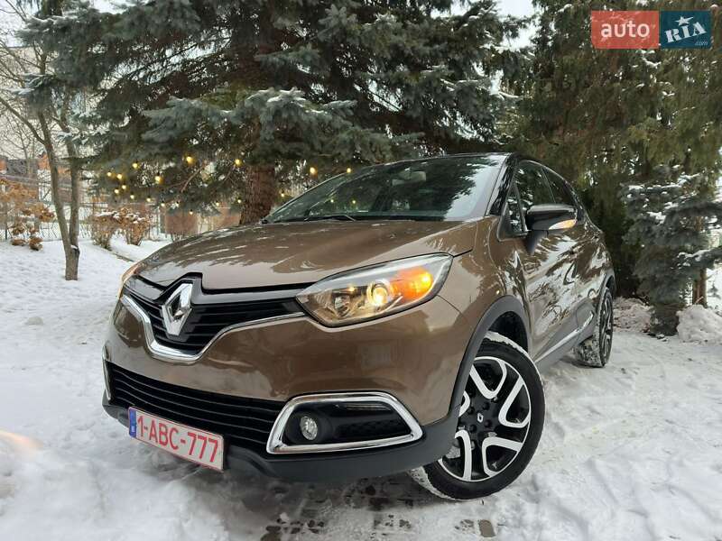 Позашляховик / Кросовер Renault Captur 2016 в Львові