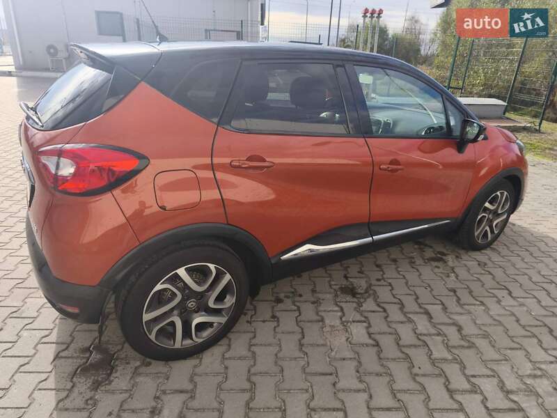 Позашляховик / Кросовер Renault Captur 2016 в Києві