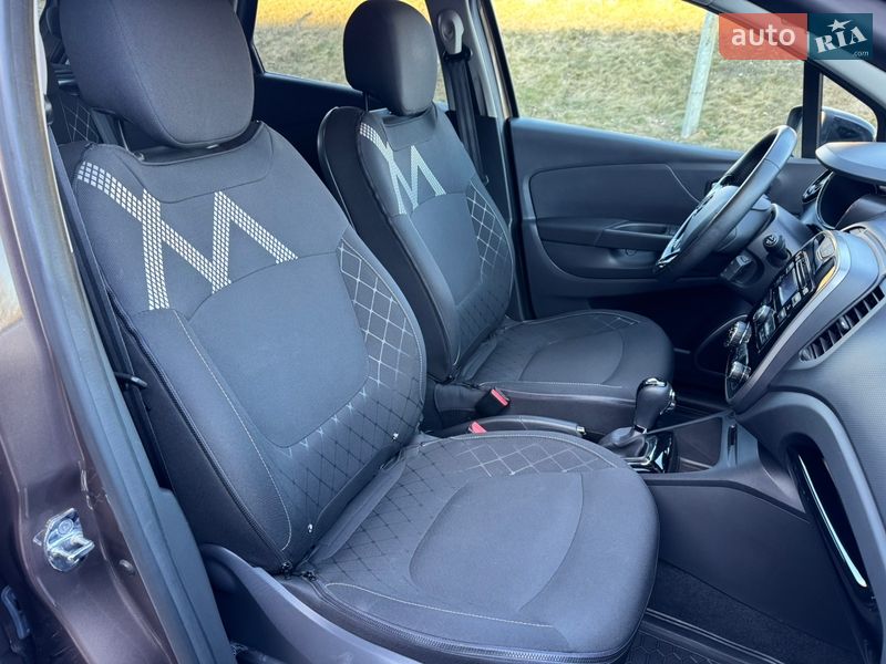 Позашляховик / Кросовер Renault Captur 2015 в Києві