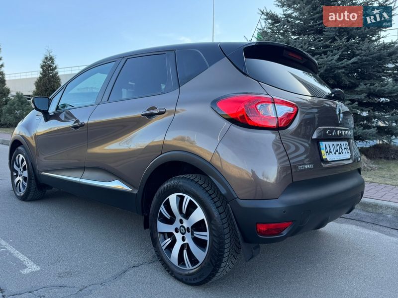 Позашляховик / Кросовер Renault Captur 2015 в Києві