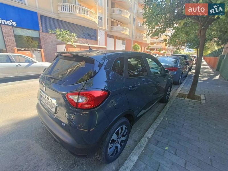 Позашляховик / Кросовер Renault Captur 2016 в Вишгороді