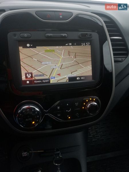 Позашляховик / Кросовер Renault Captur 2016 в Вишгороді