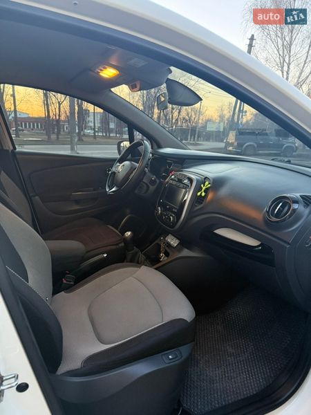 Внедорожник / Кроссовер Renault Captur 2014 в Сумах